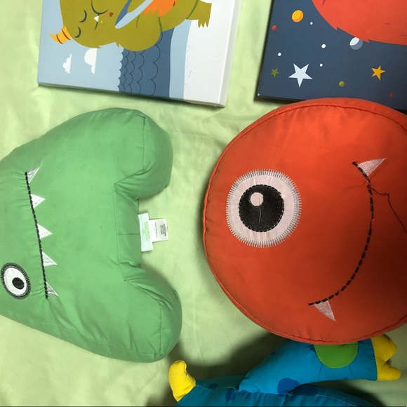 Monster decor - Picture 3 of 3